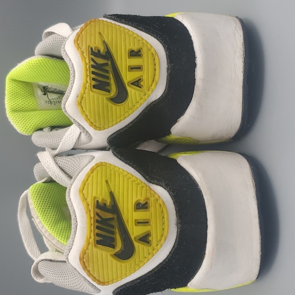 NIKE AIR MAX 90WHITE / KHAKI-CYBER-DK SMOKE GREY Size Women US 7 - Picture 4 of 6